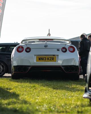 Nissan GT-R