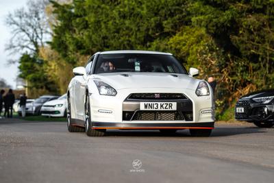 Nissan GT-R